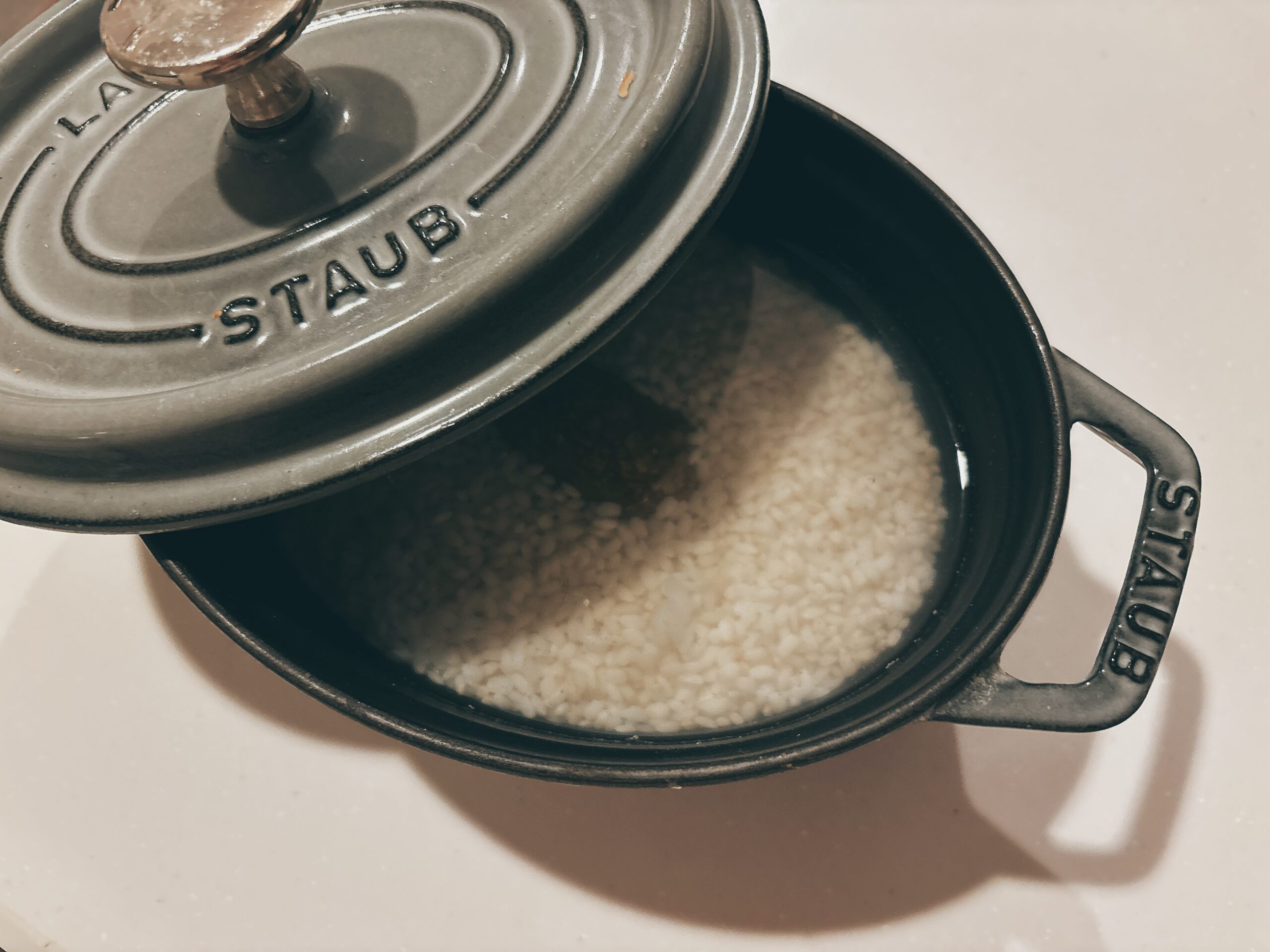 ストウブ鍋で炊くご飯