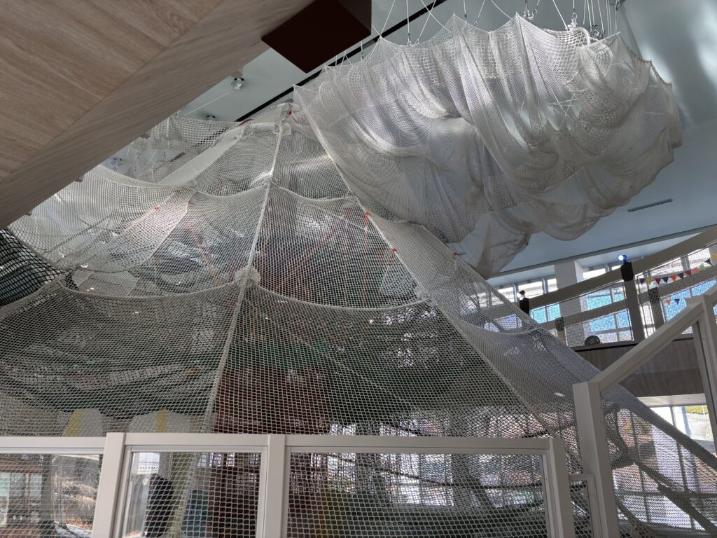 子供も大満足の室内遊び場でした