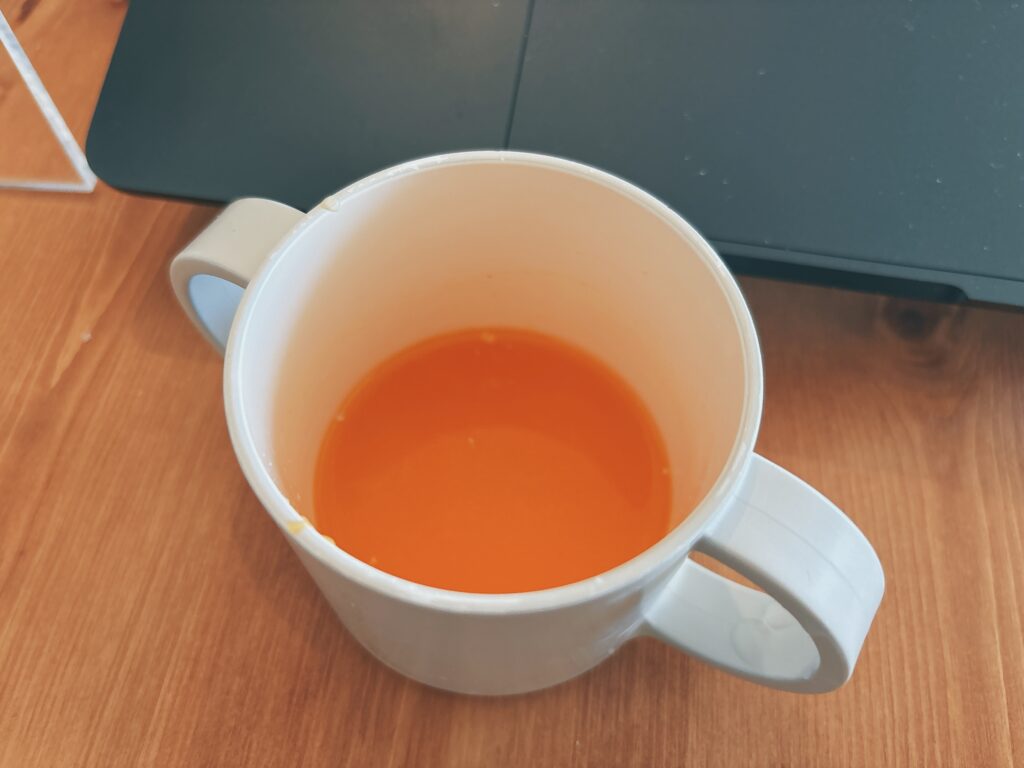 息子の作ってくれたみかんジュース