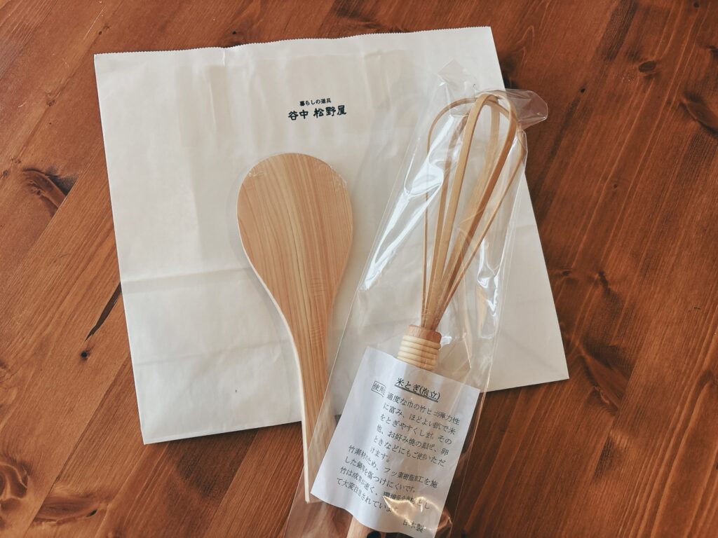 谷中　松野屋のしゃもじと米とぎ