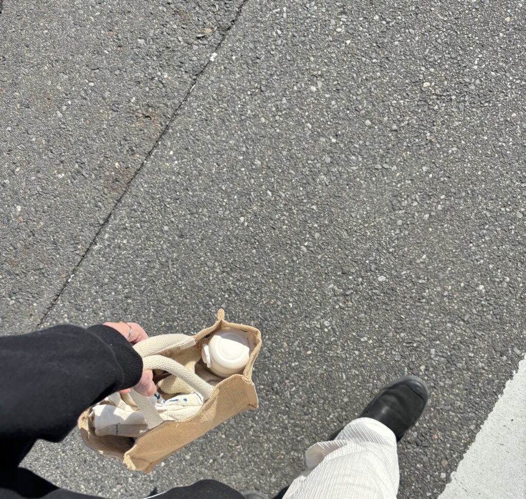 水筒とタオルをわすれずに