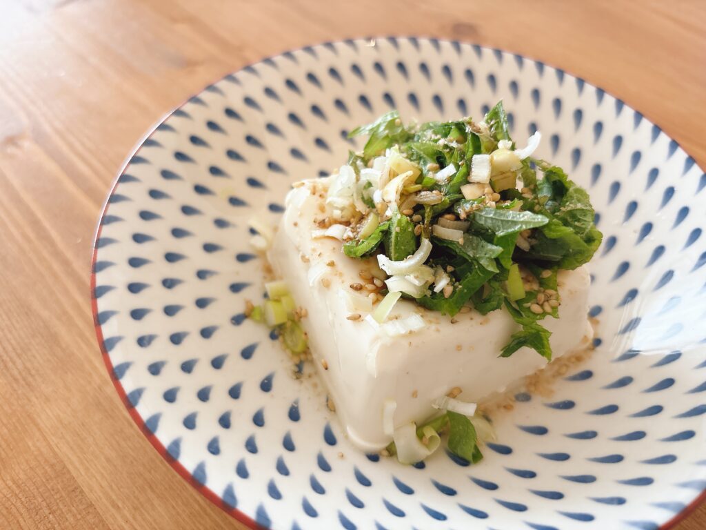 長芋と大葉乗せの冷奴